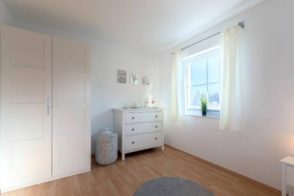 Ferienhaus Sanddorn Breege- Zwischen Bodden & Meer Bagian luar foto